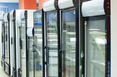 Üvegajtós hűtő, italhűtő