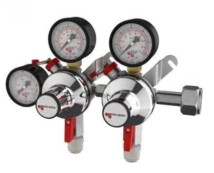 Micro Matic | 7 bar 2 tagos 2 kivezetéses CO2 reduktor